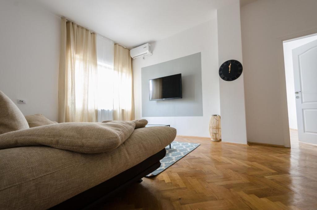 Stylized And Modern Apartment In Bukarest Exterior foto